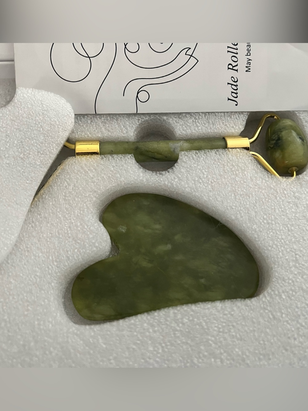 NWT Jade Gua Sha Roller & Stone - never usedwww - skincare tool